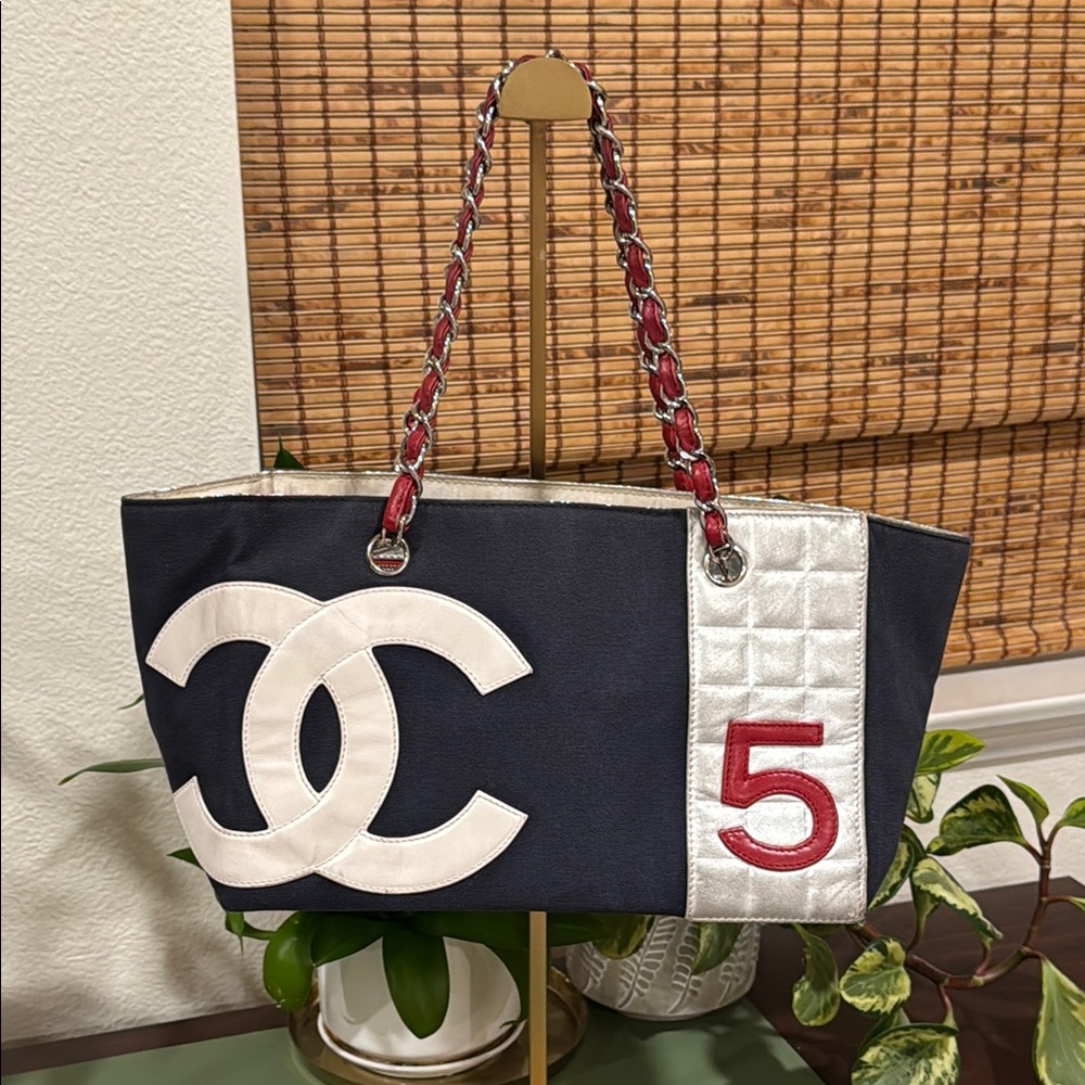 CHANEL Coco Mark No.5 Tote Bag, navy - Picture 2 of 15